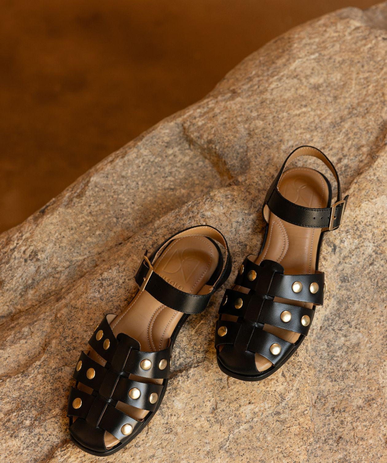 Nisolo, brand website product image