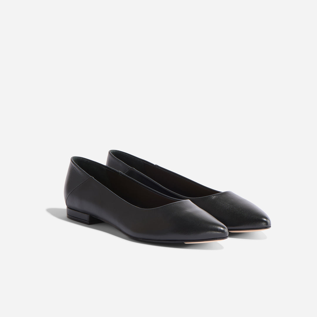 black dress flats Women's Sas, Scenic Ballet Flat Lace 7.5 N This item features a removable footbed. What Flat Shoes to Wear