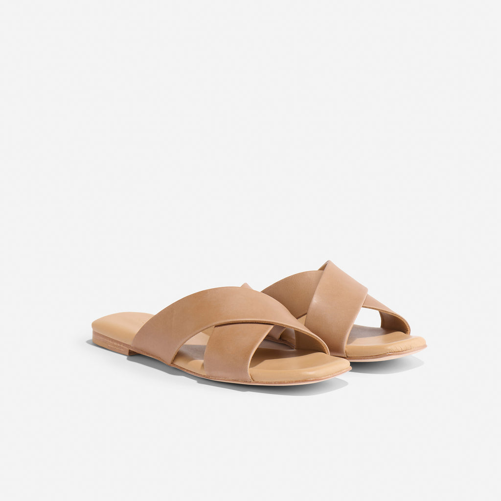 Catalina Slide Sandal Almond — Nisolo