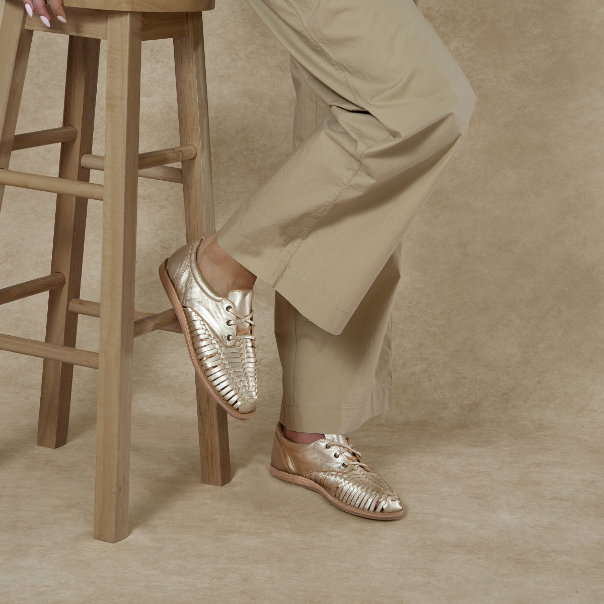 Women's Huarache Oxford Gold