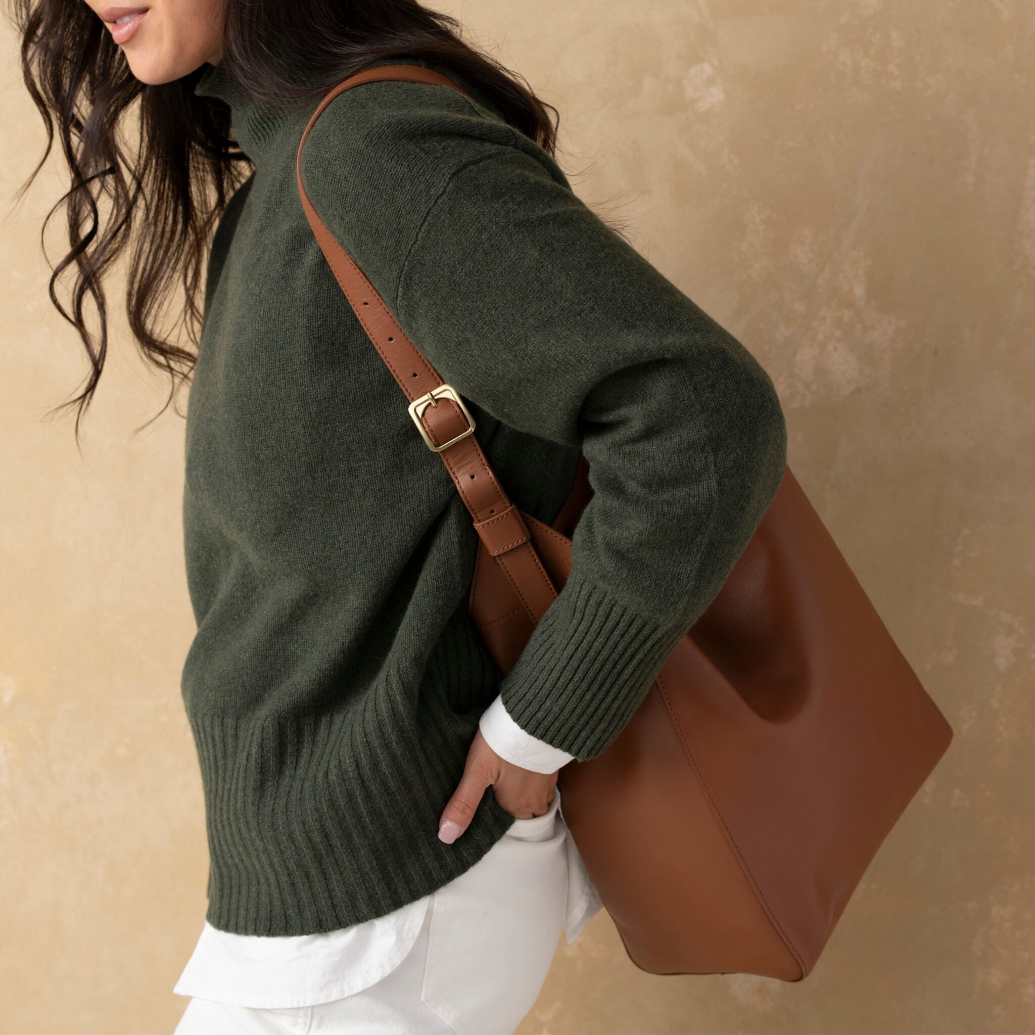 Cecilia Go-To Shoulder Bag Caramel Leather Bag Nisolo 