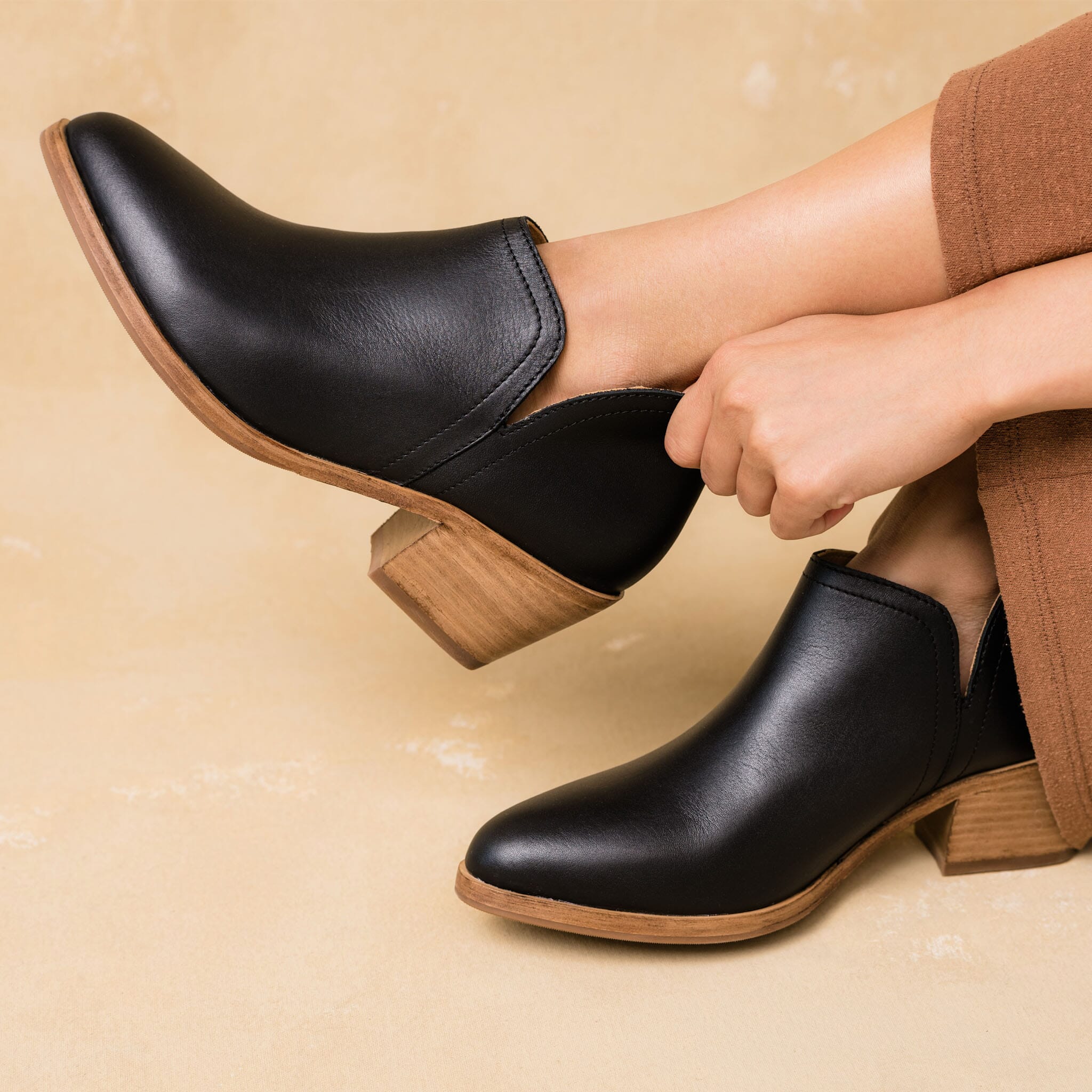 Best Flat Black Leather Ankle Boots for Women: Low-Heel Black Booties