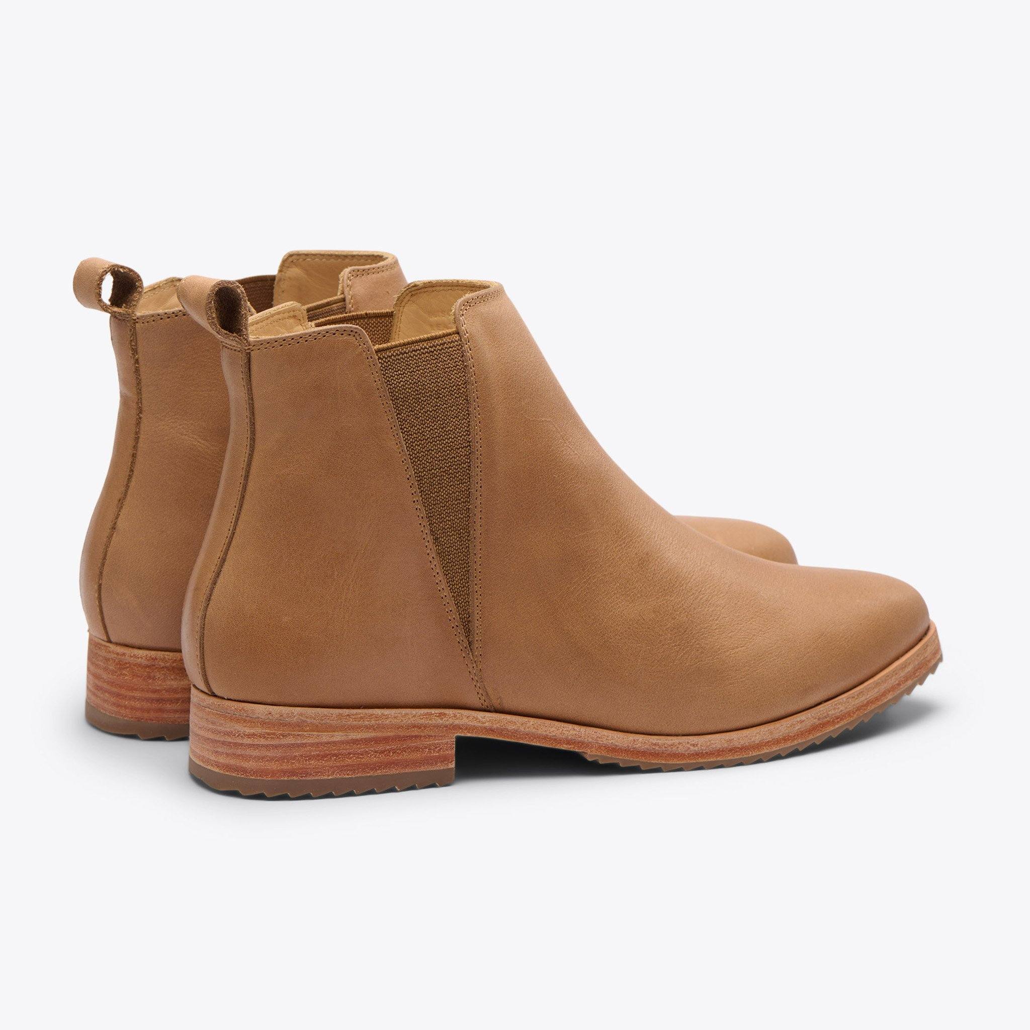 Product image 3 of the Everyday Chelsea Boot Almond