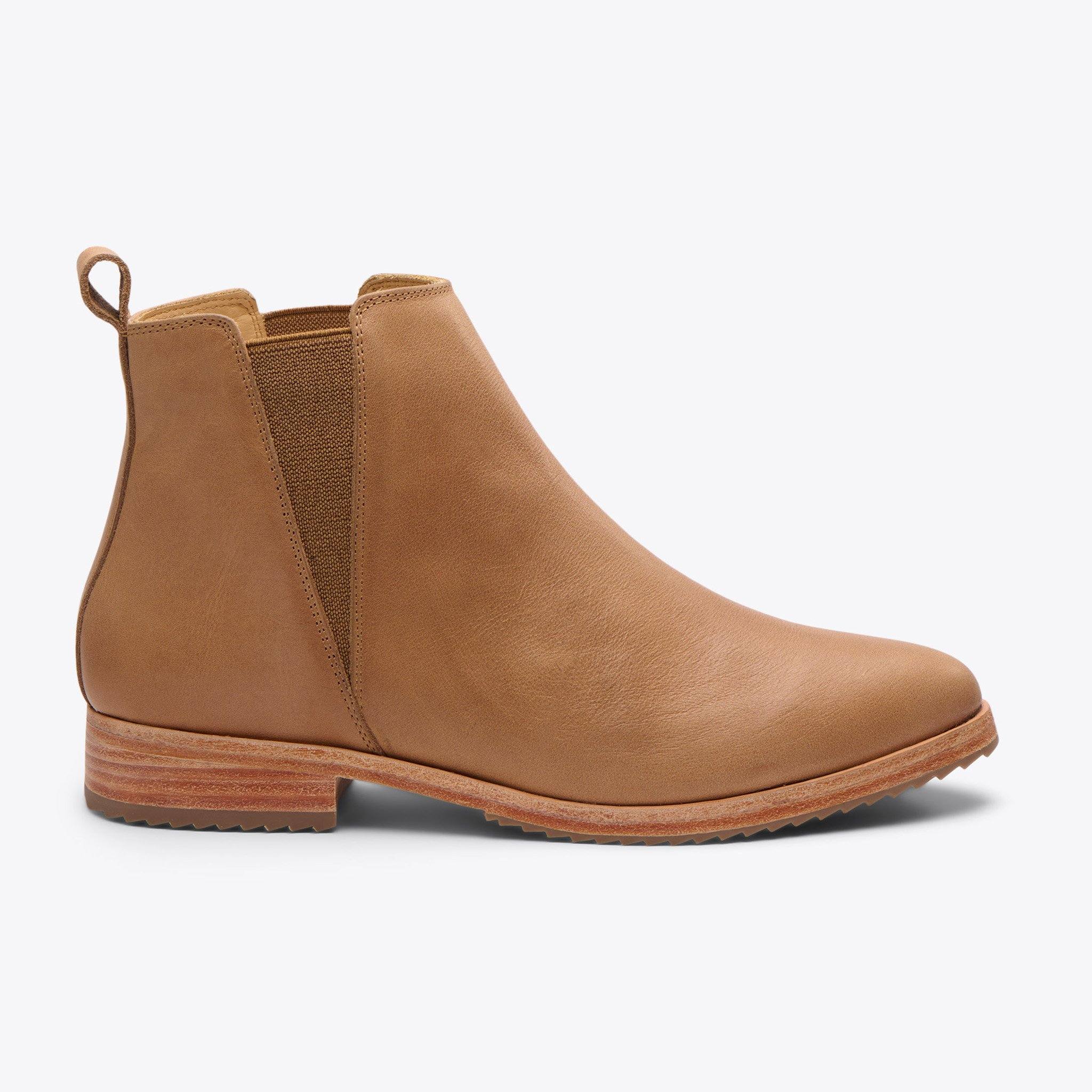 Product image 4 of the Everyday Chelsea Boot Almond