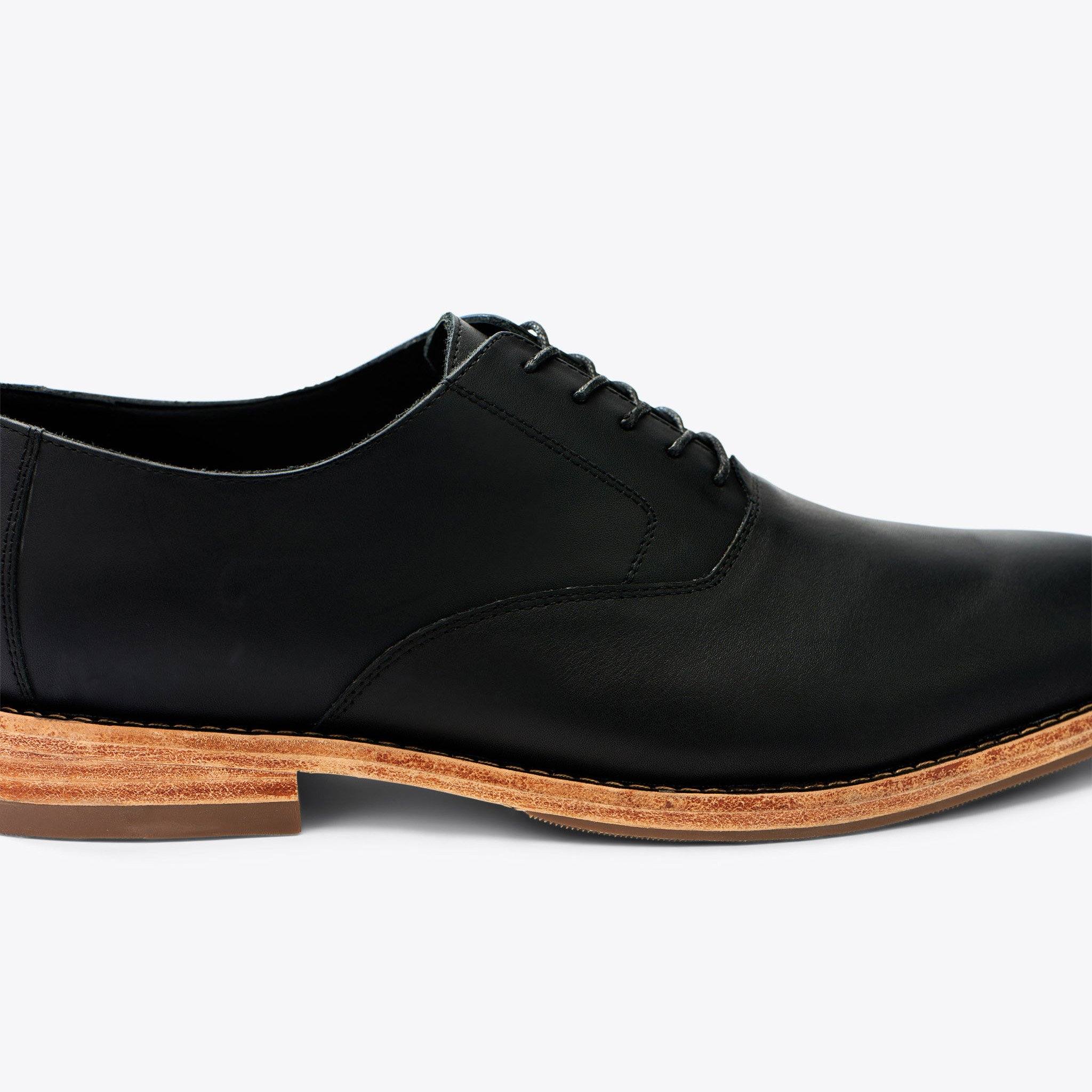 Product image 6 of the Everyday Oxford Black