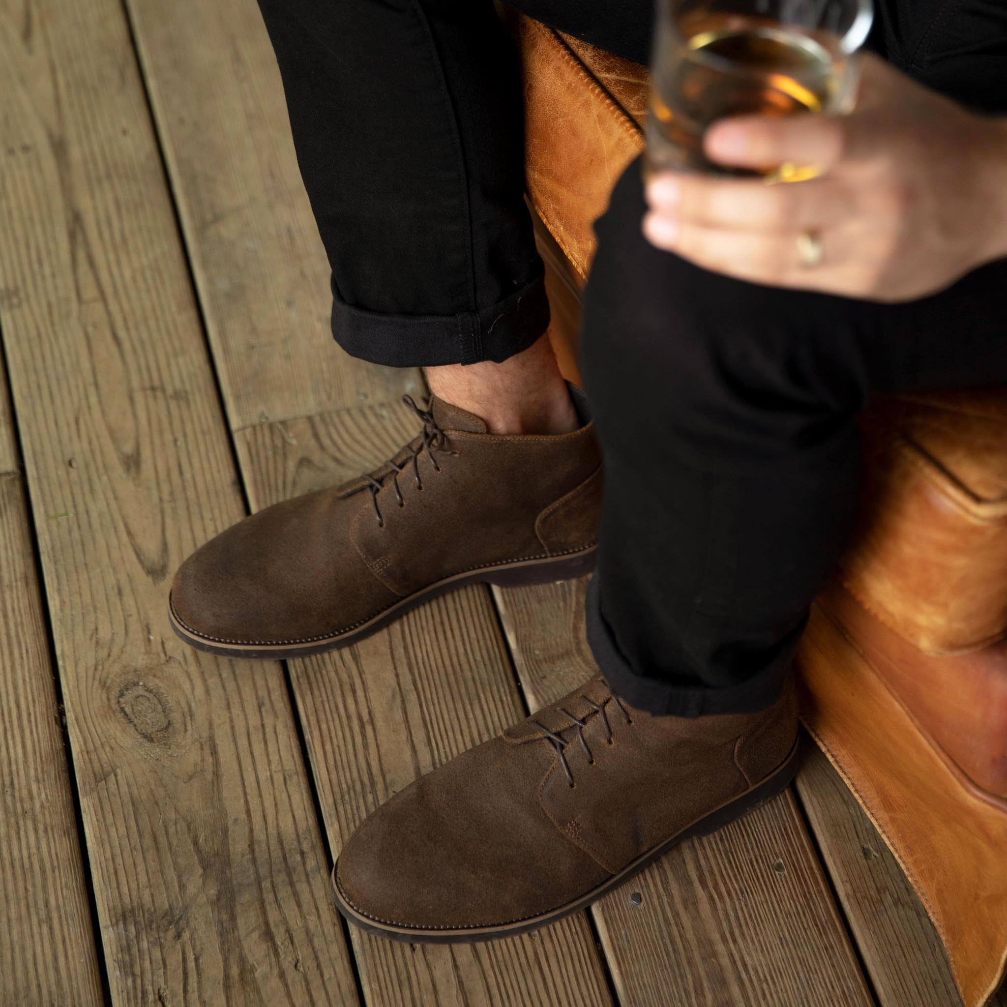 Image 5 of the Daytripper Chukka Boot Waxed Brown on model