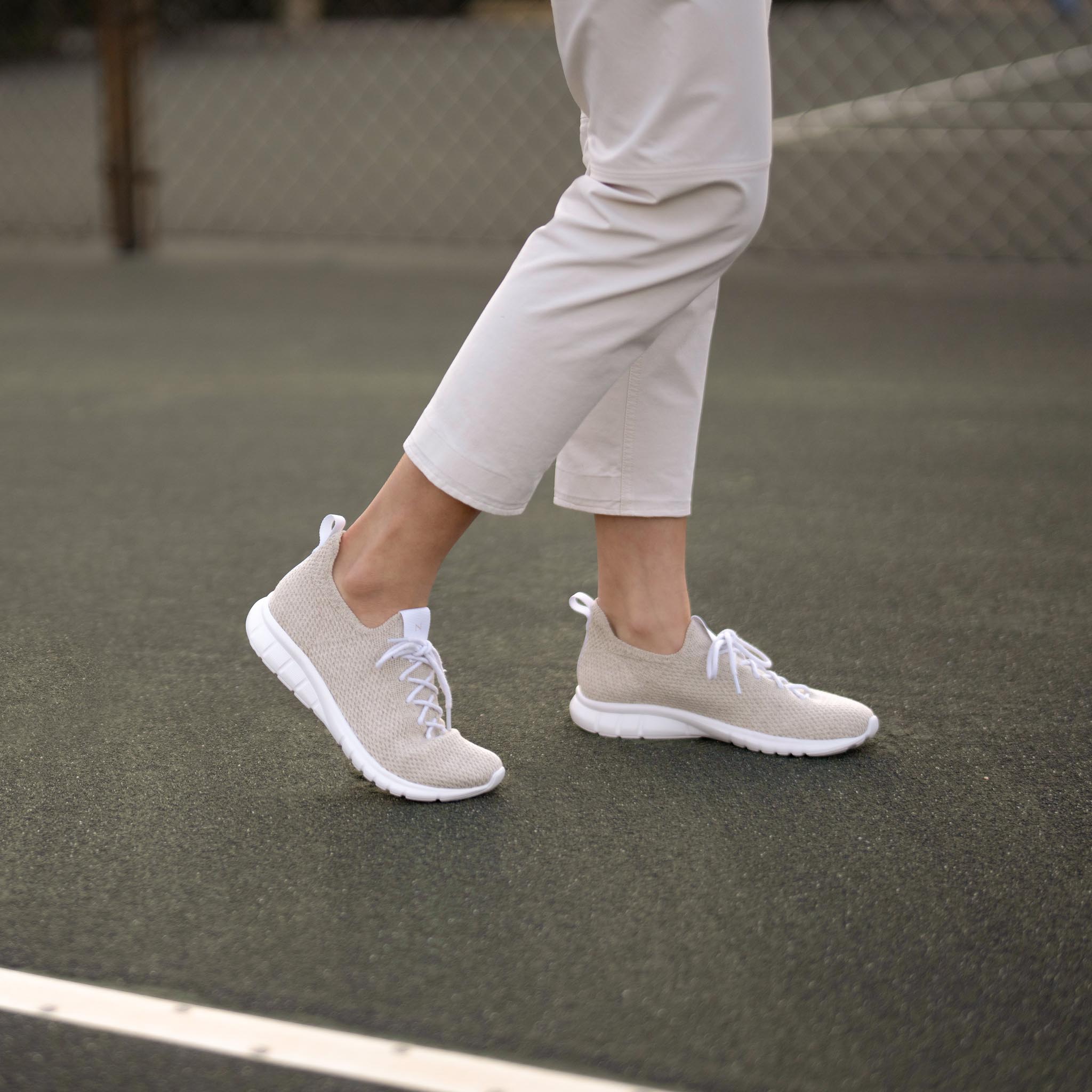 The Best Pairs of Travel Friendly Shoes | The Everygirl | White sneakers  outfit, Sneaker outfits women, Fashion jackson