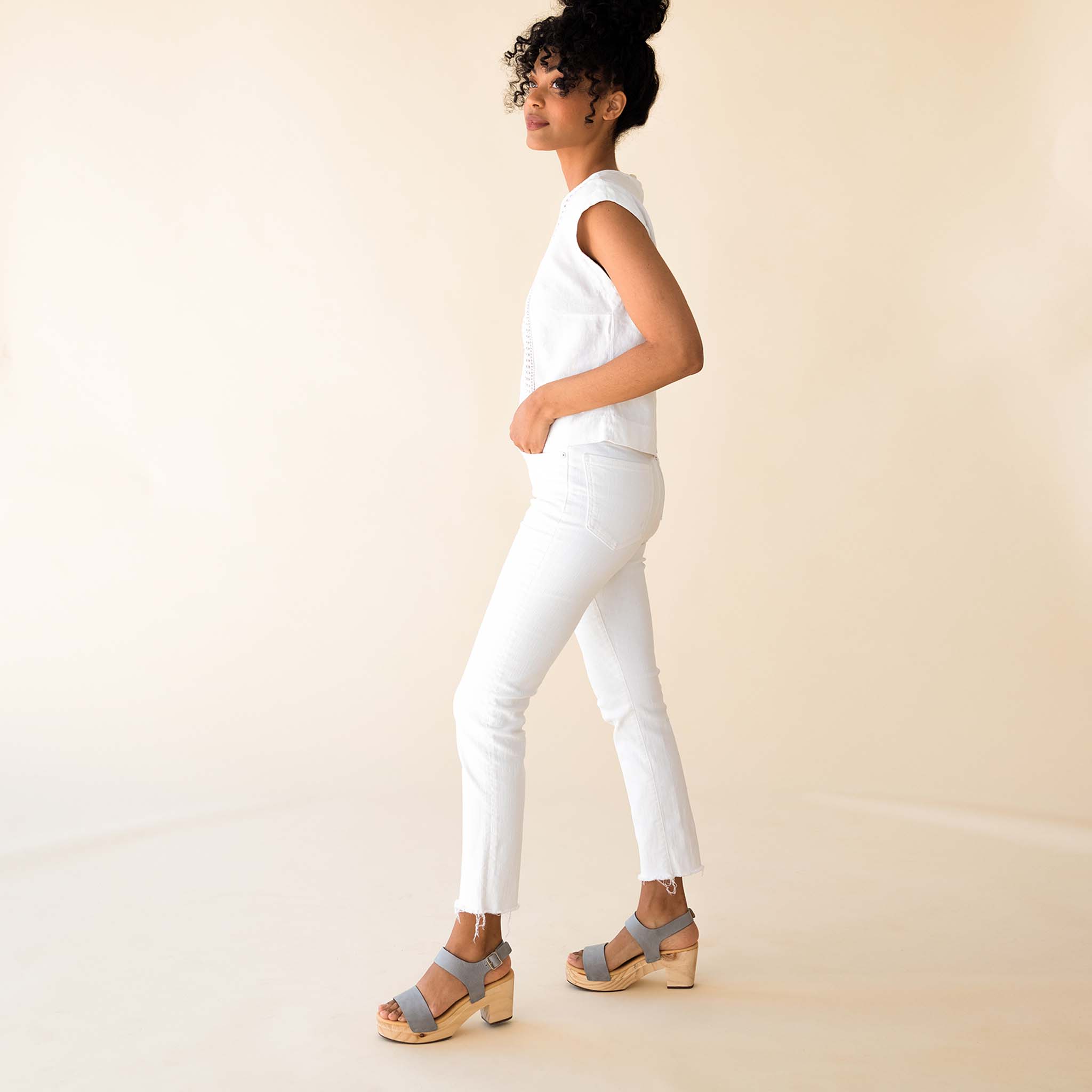 Image 3 of the All-Day Open Toe Clog Sky Grey Women's Leather Clog Nisolo 